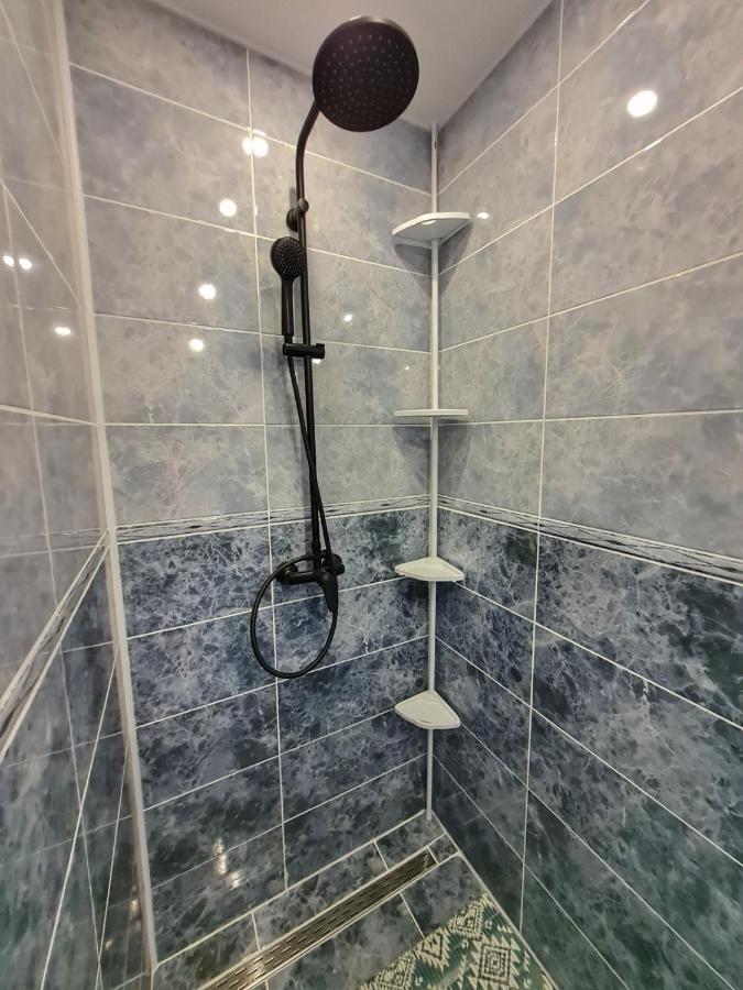 Apartman Goga With Pool And Jacuzzi ลาบิน ภายนอก รูปภาพ