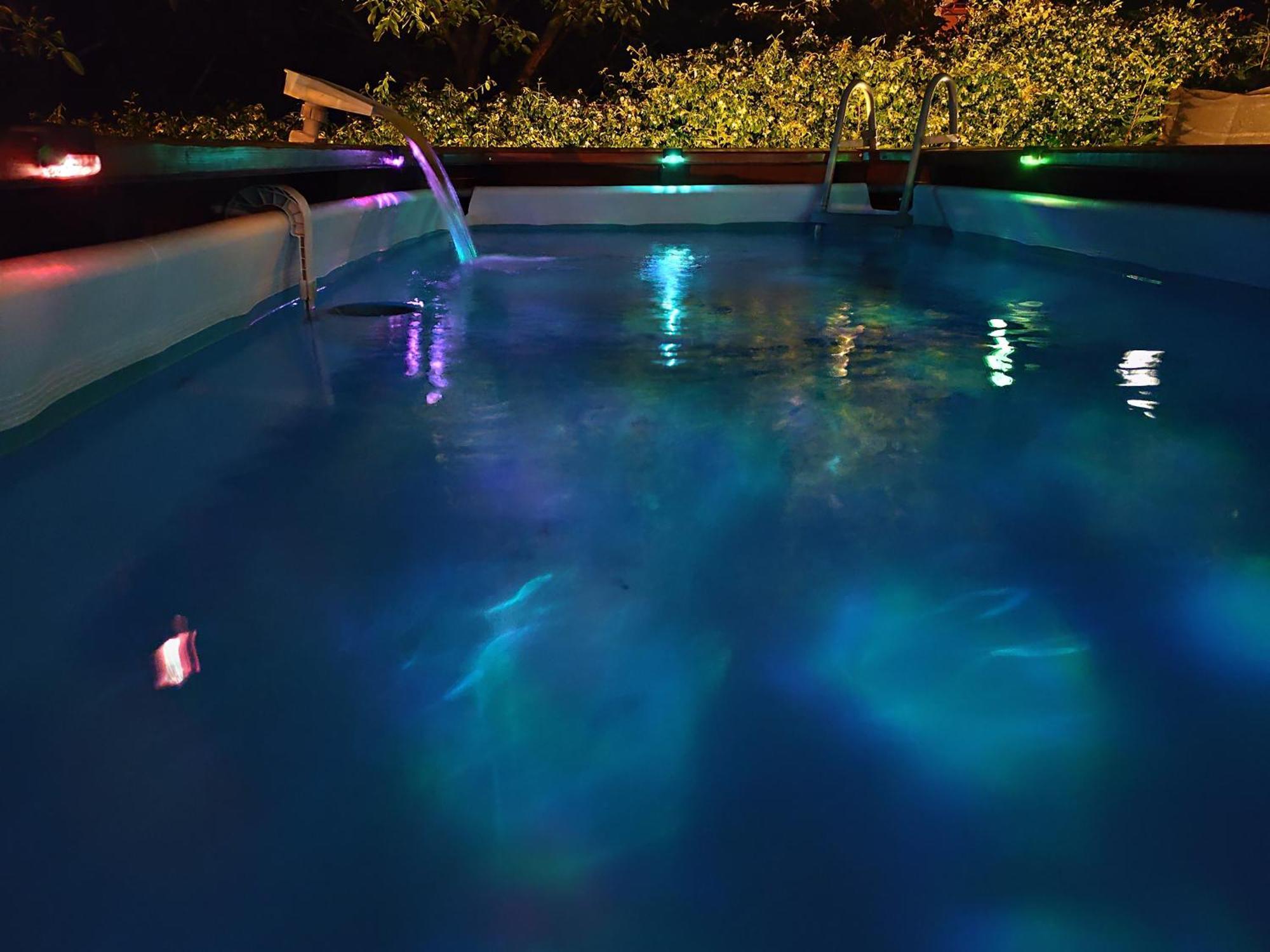 Apartman Goga With Pool And Jacuzzi ลาบิน ภายนอก รูปภาพ